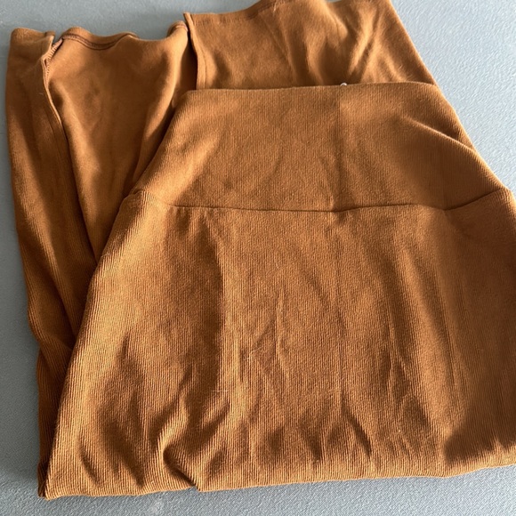 NWT! Lovers + Friends - Liv Midi Skirt - Picture 4 of 4